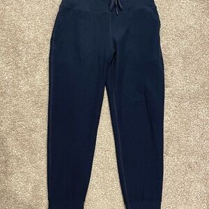 Beyond Yoga Navy Jogger Style Leggings